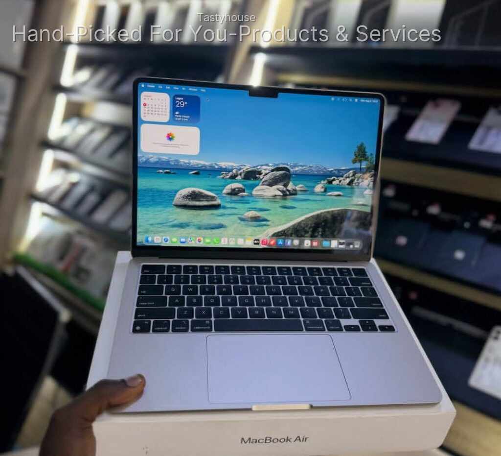 OPEN BOX MACBOOK AIR M3 CHIP