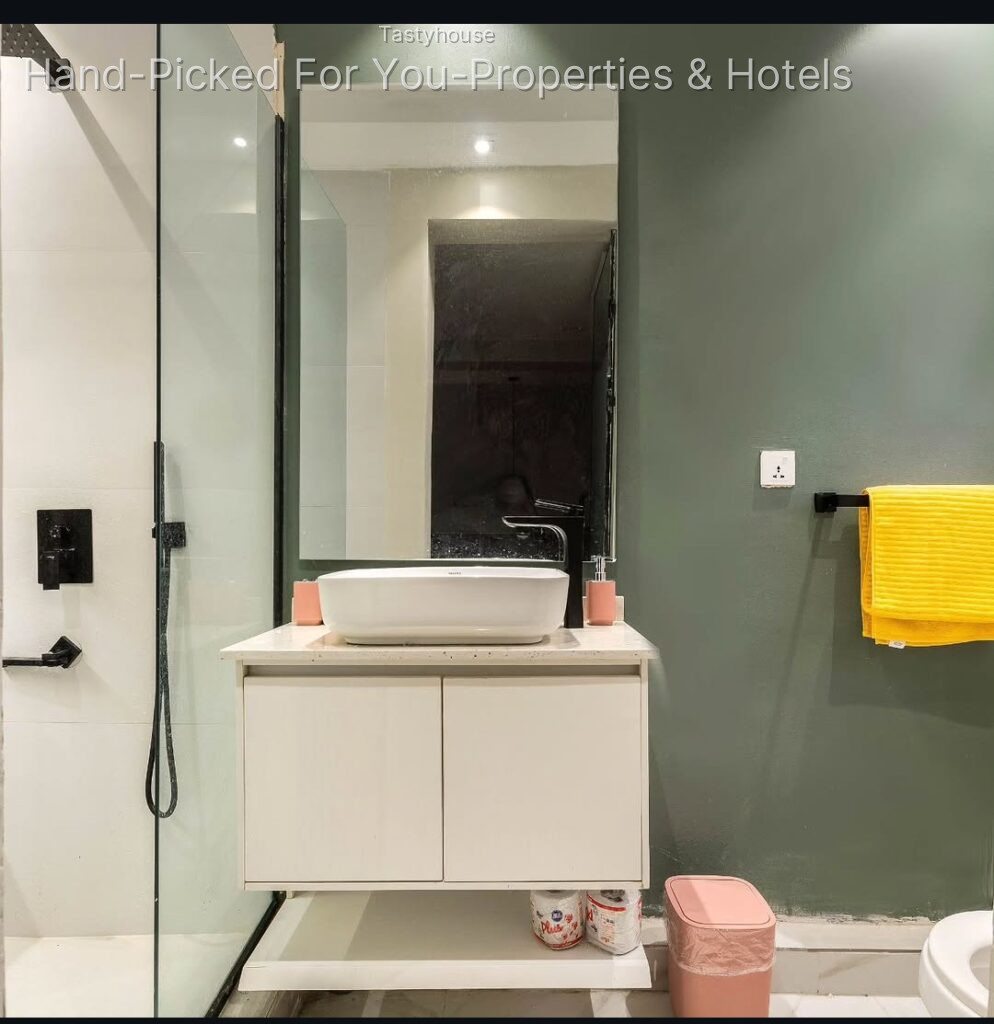 Luxury Studio Apartment