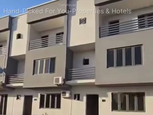 4 bedroom terrace duplex