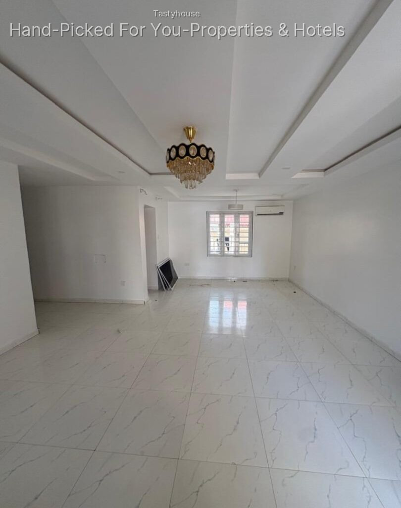3 BEDROOM BLOCK OF FLAT