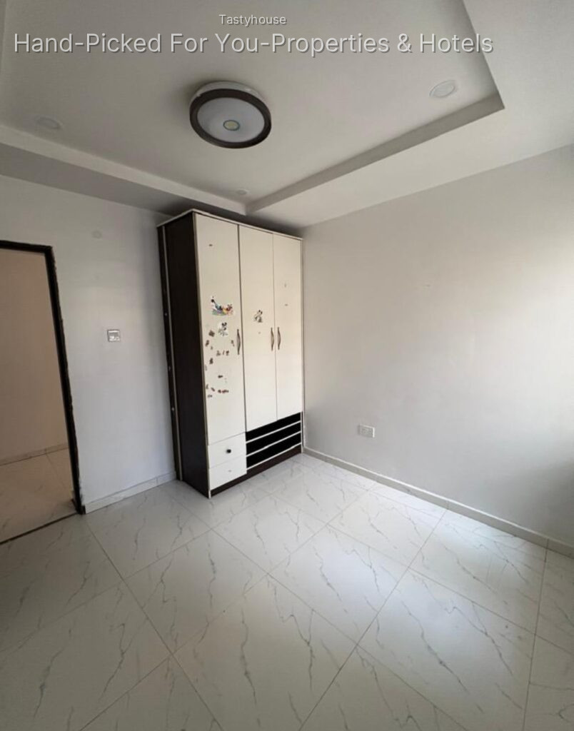 3 BEDROOM BLOCK OF FLAT