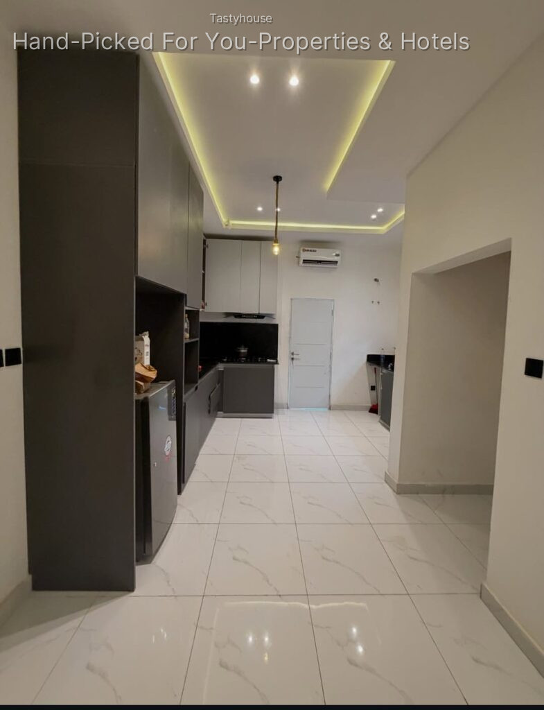 Luxury 2-Bedroom Apartment