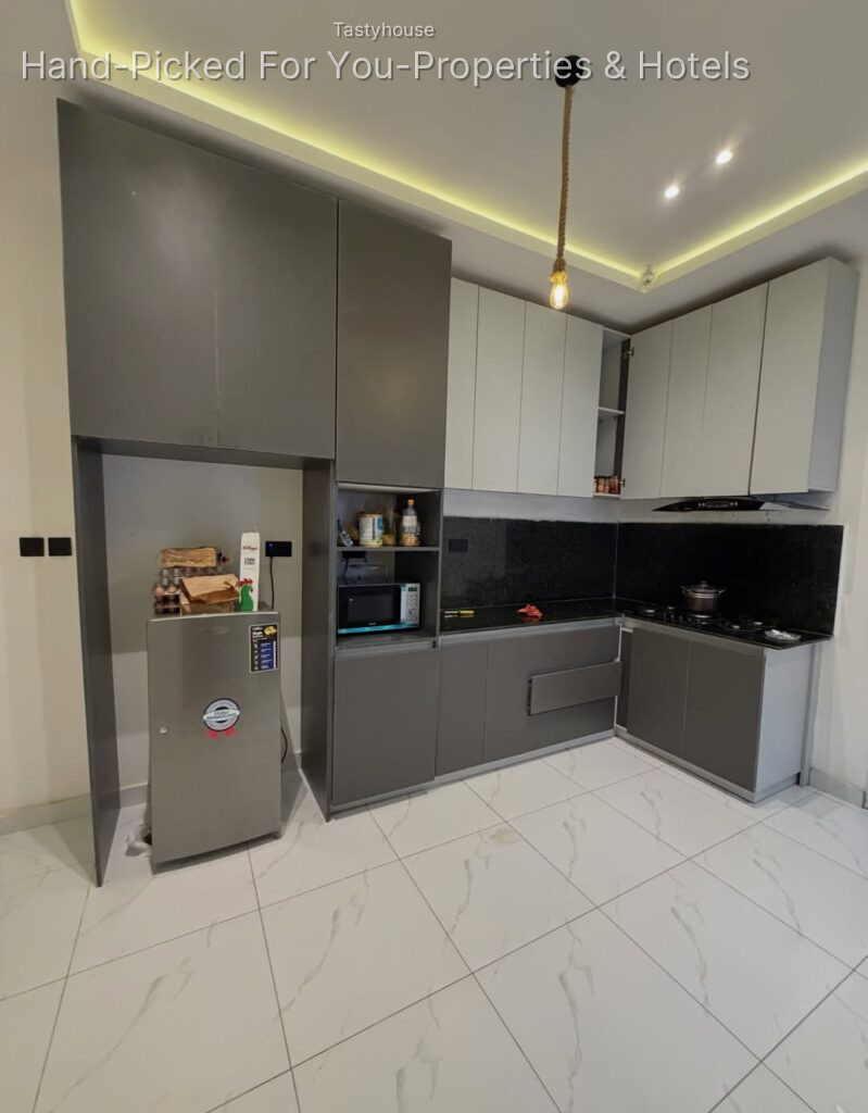 Luxury 2-Bedroom Apartment