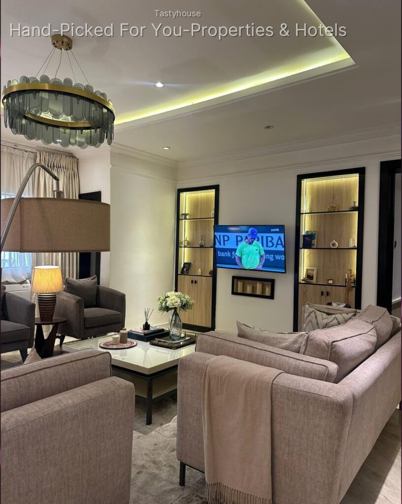 Luxury 3 Bedroom Apartment (2nd Floor)