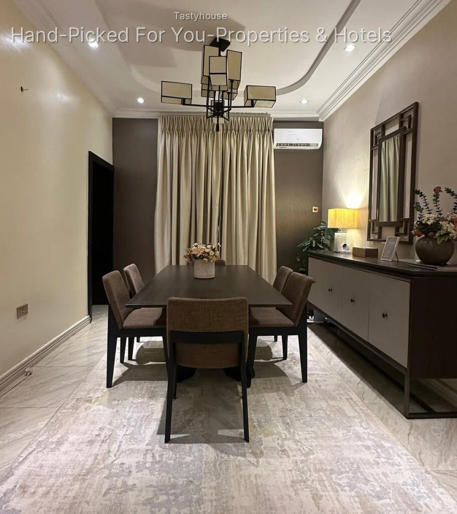 Luxury 3 Bedroom Apartment (2nd Floor)