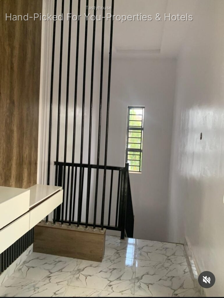 NEWLY BUILT DUPLEX