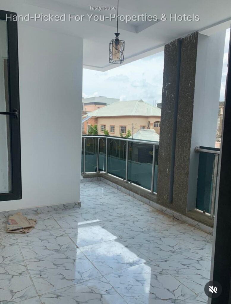 NEWLY BUILT DUPLEX