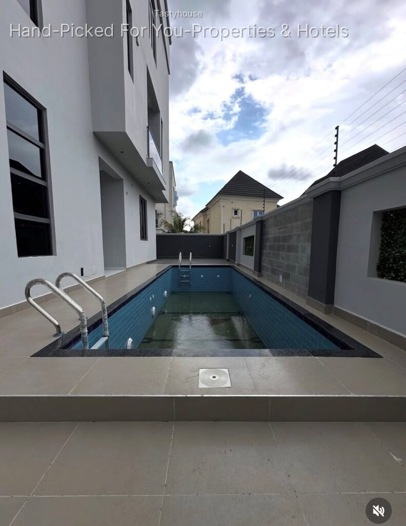 Brand New 5 Bedroom Detached Duplex + Boys Quarters
