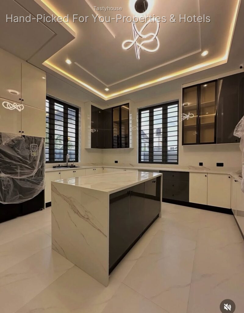 Brand New 5 Bedroom Detached Duplex + Boys Quarters