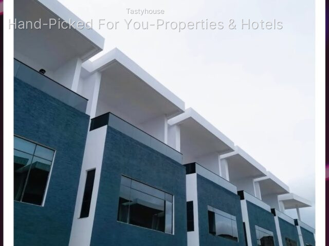Premium 4 Bedroom Townhouse with 1 Room BQ