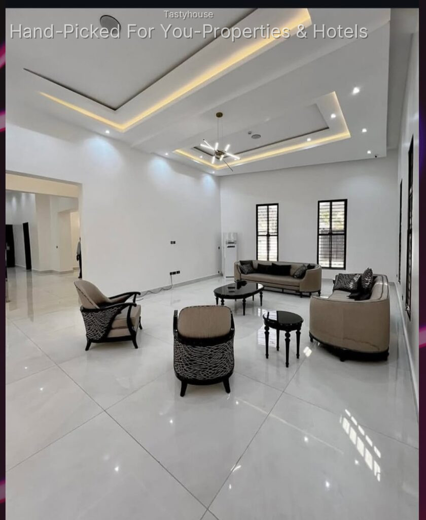 7-Bedroom Fully Detached Duplex