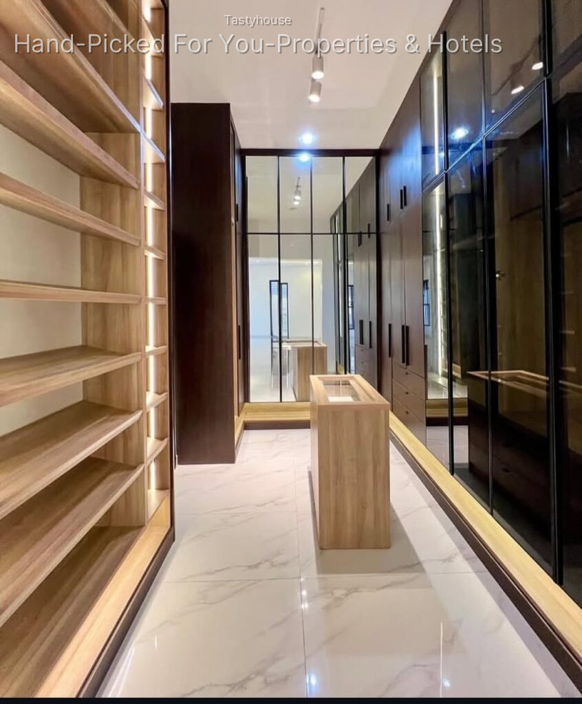 7-Bedroom Fully Detached Duplex