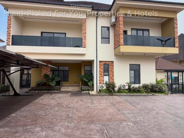 Luxury 5-Bedroom Fully Detached Duplex with 2 Guest Chalets & Boys Quarters