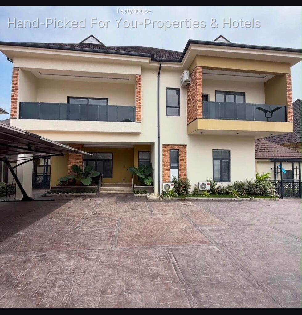Luxury 5-Bedroom Fully Detached Duplex with 2 Guest Chalets & Boys Quarters