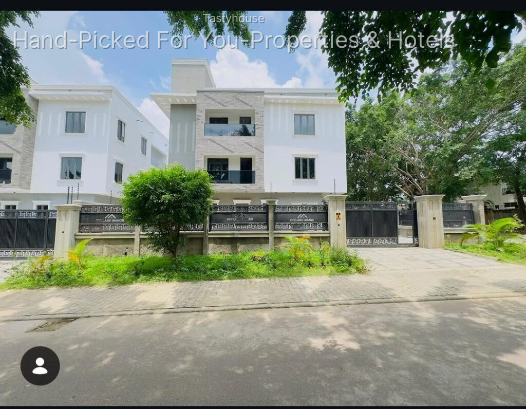 5 BEDROOM DETACHED DUPLEX + BQ
