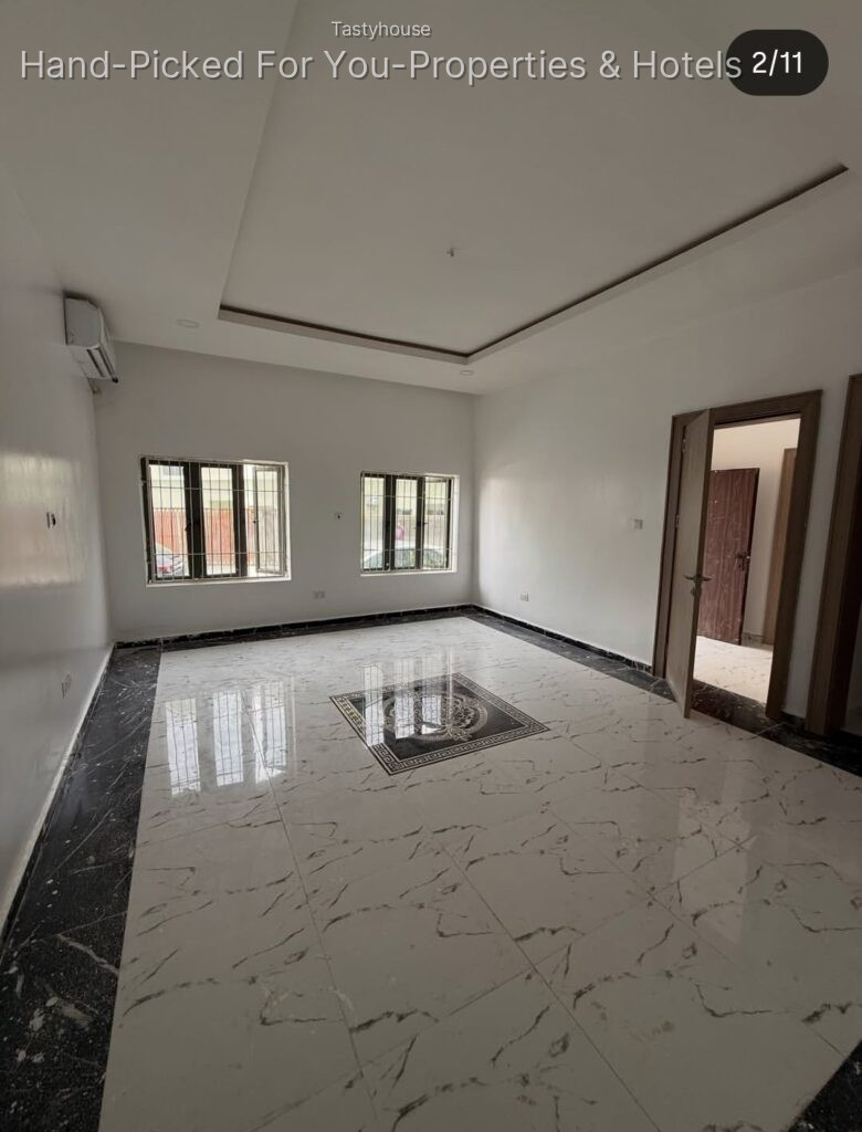 Spacious 3 bedroom flat with installed ACs