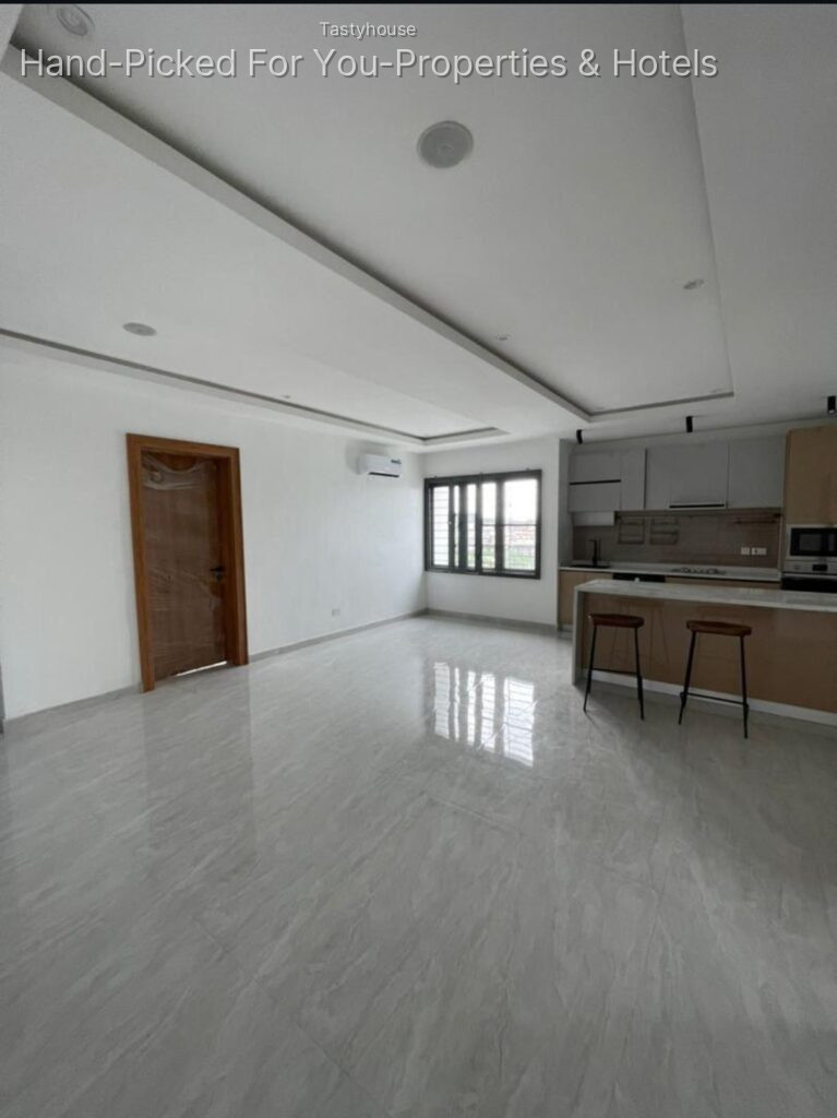 2Bedroom Apartment