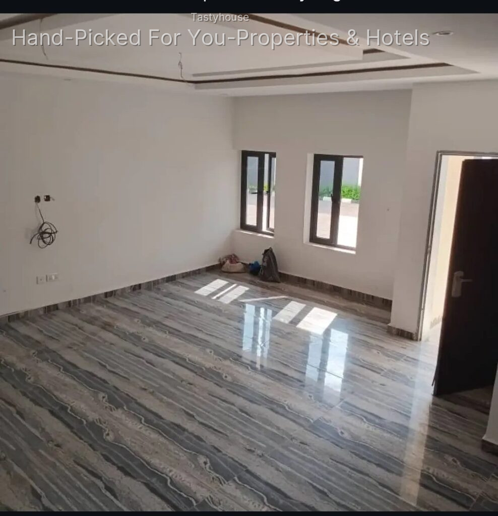 5Bedroom Penthouse Terrace Duplex with Bq