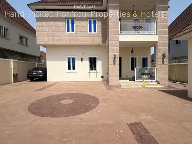4Bedroom Detached Duplex 1room bQ