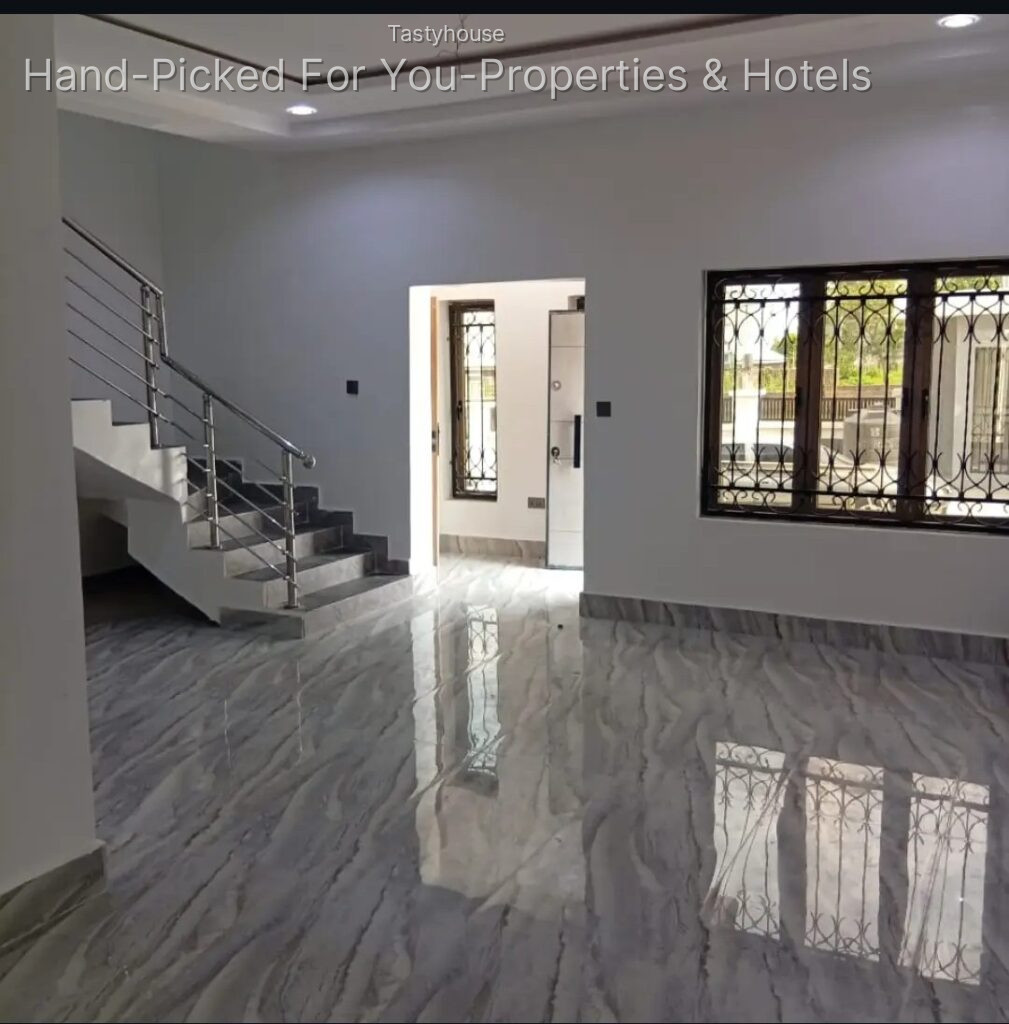 Newly Built Modern 2 Bedroom Terraced Duplex