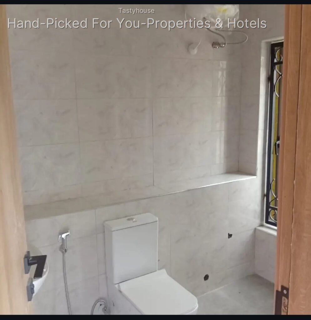 Newly Built Modern 2 Bedroom Terraced Duplex