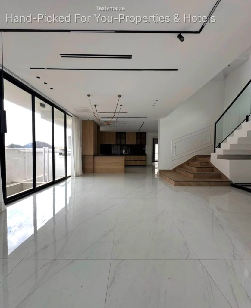 Newly Built 5 Bedroom Detached Duplex with BQ and a Swimming Pool (Smart Home)