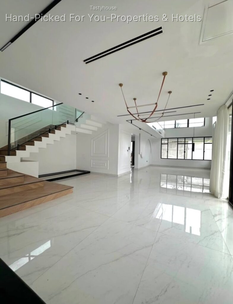 Newly Built 5 Bedroom Detached Duplex with BQ and a Swimming Pool (Smart Home)