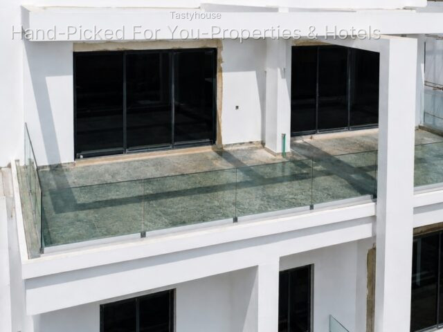 EXQUISITE 5 BEDROOM DETACHED DUPLEX WITH BQ