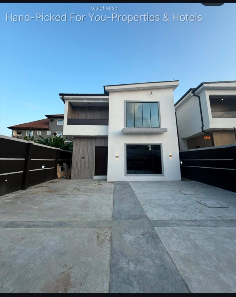 Furnished Contemporary 4Bedroom