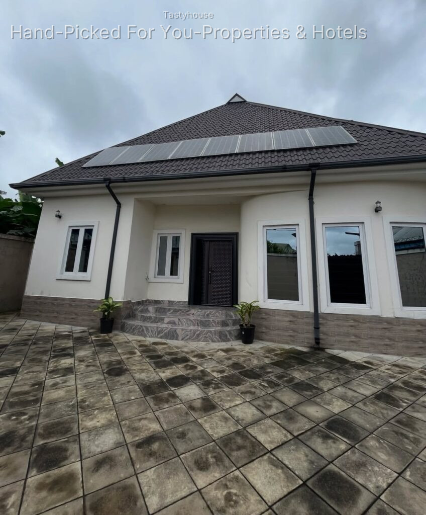 Contemporary 3Bedroom semi Furnished Bungalow