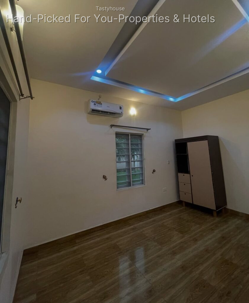 Contemporary 3Bedroom semi Furnished Bungalow