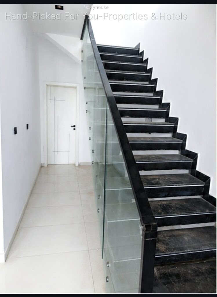 4bedroom semi detached