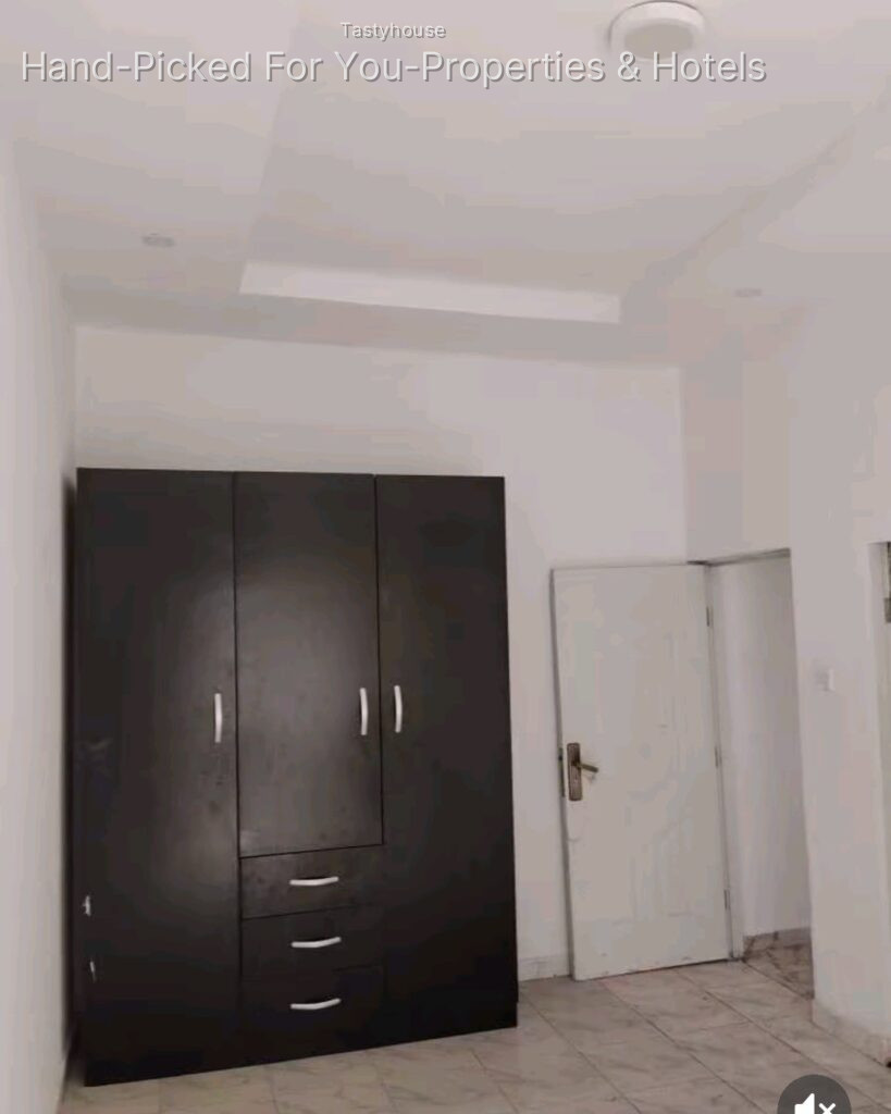 3 units of 2 bed and 2 units of mini flat