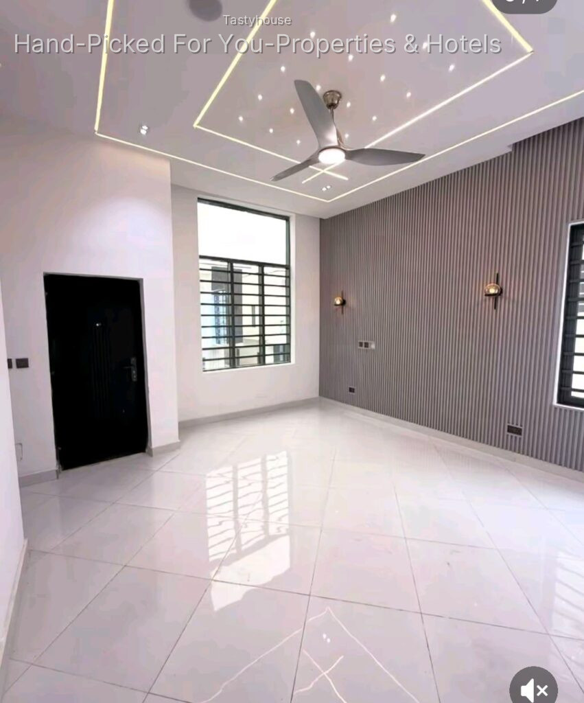 4-BEDROOM