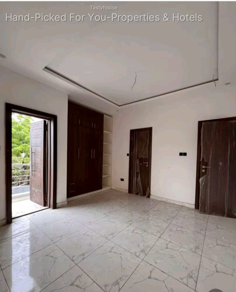 Brand new Serviced 2 bedroom