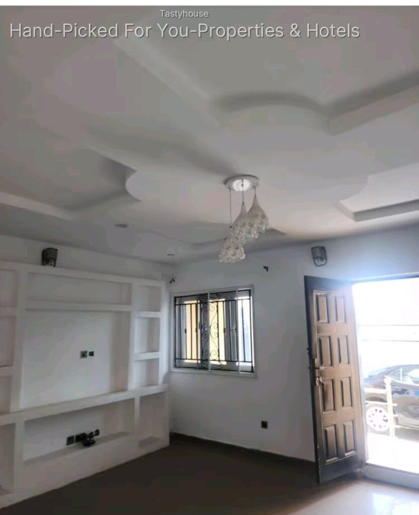3-bedroom flat