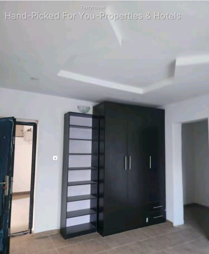 3-bedroom flat
