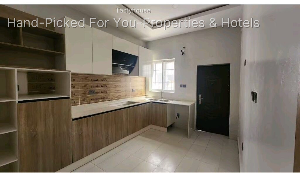 Duplex 4Bedroom