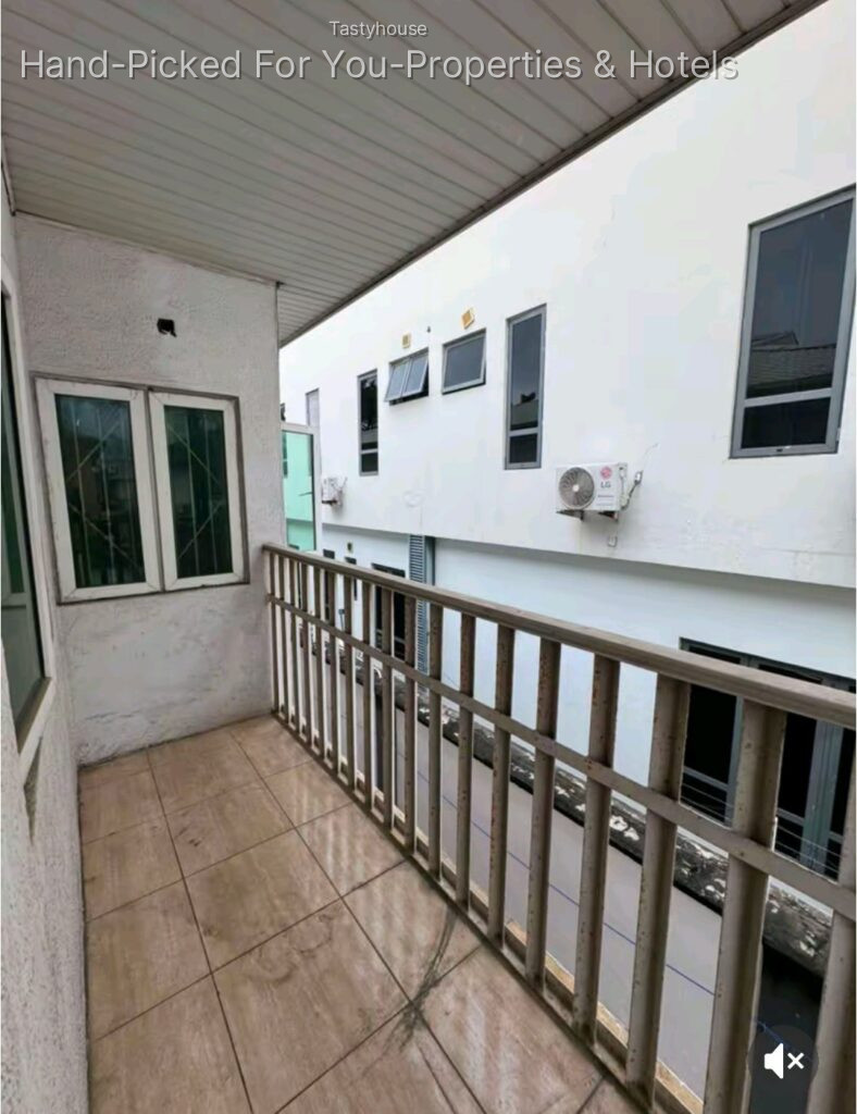 1 Lovely Self Contain Studio Apartment