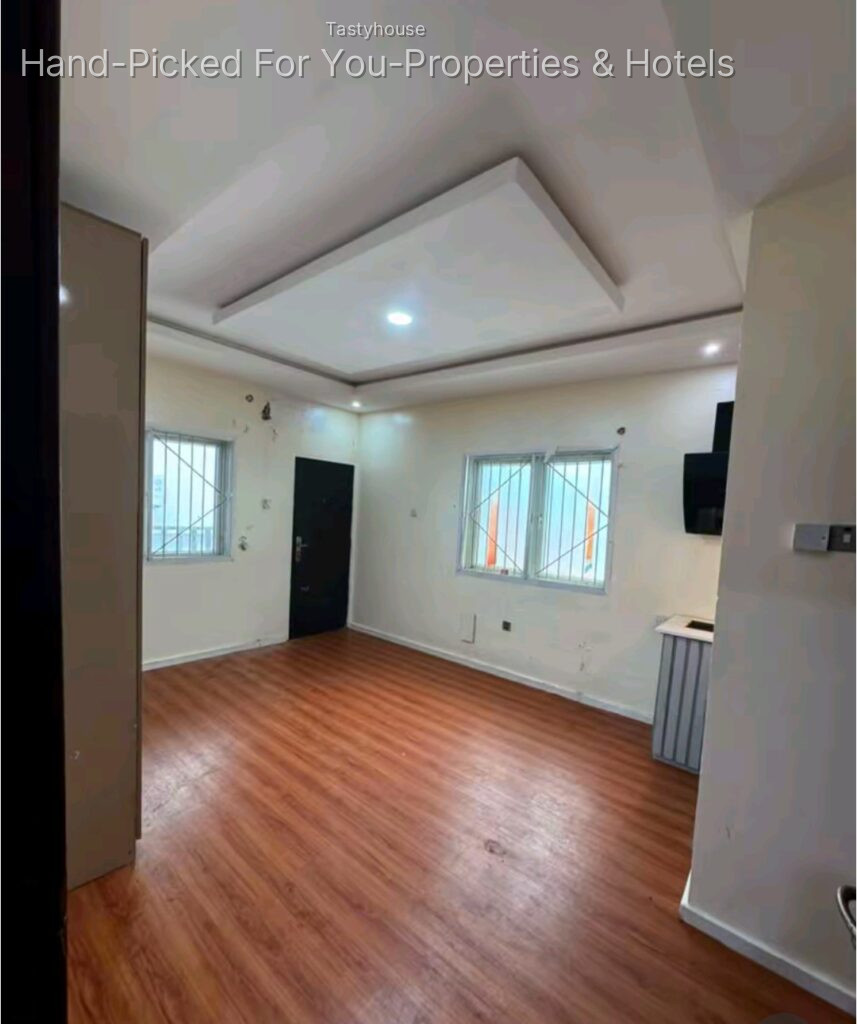 1 Lovely Self Contain Studio Apartment