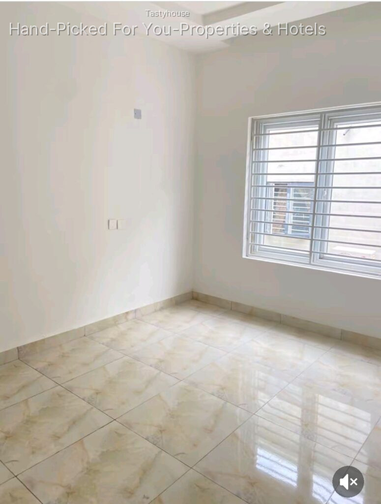 3Bedroom flat with Bq
