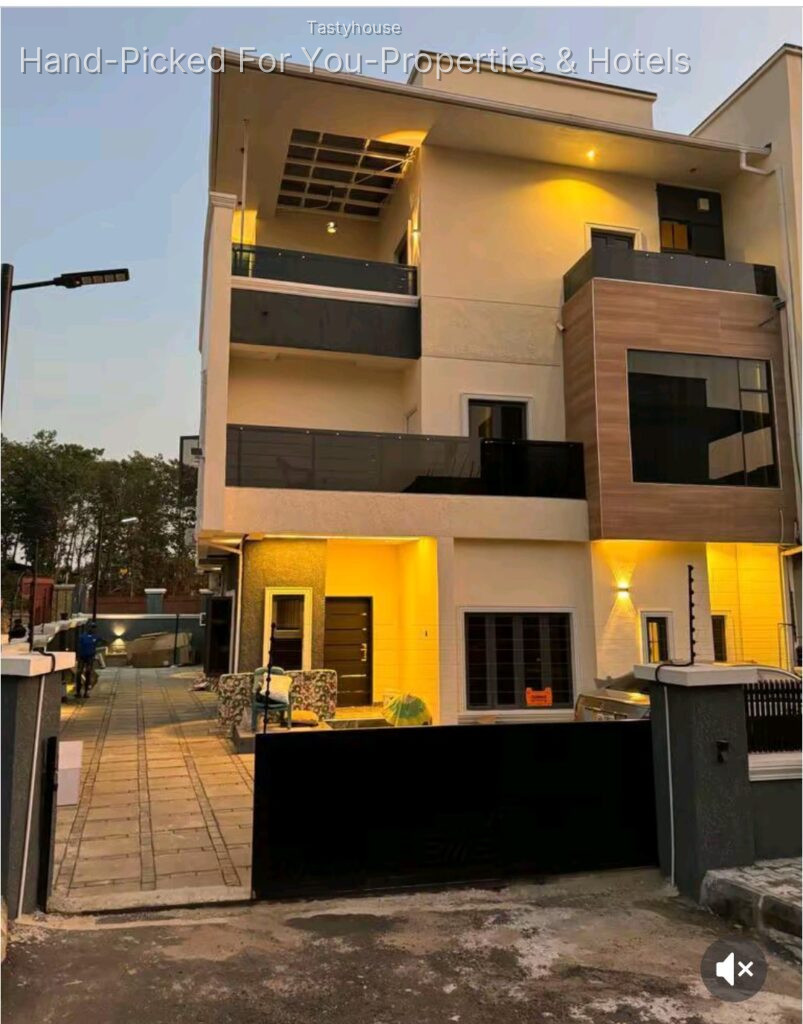 Furnished 2 bedroom apartment