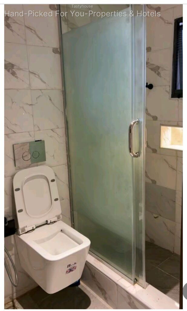 Furnished 2 bedroom apartment