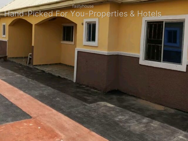 2 Bedroom flat
