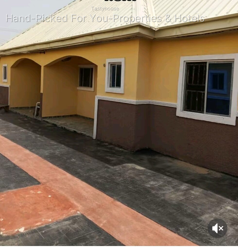 2 Bedroom flat