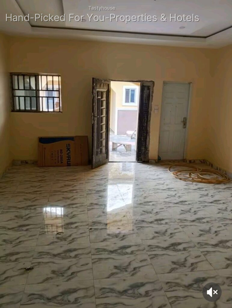 2 Bedroom flat