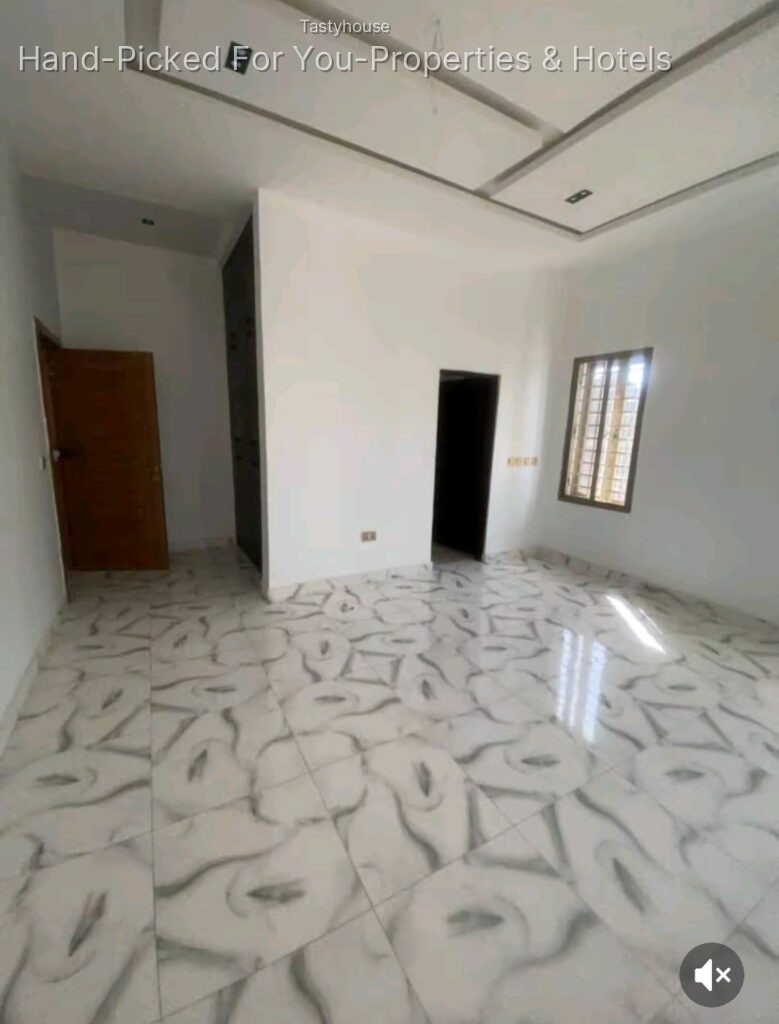 Standard 2 bedrooms flat