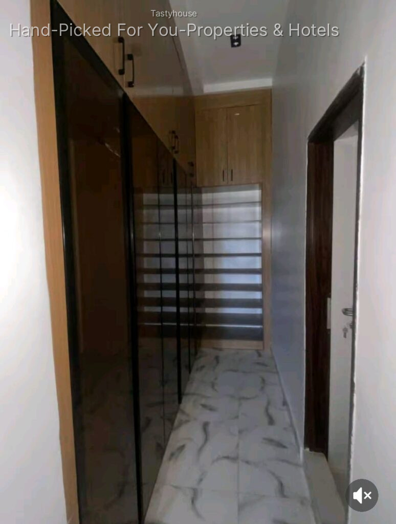 Standard 2 bedrooms flat