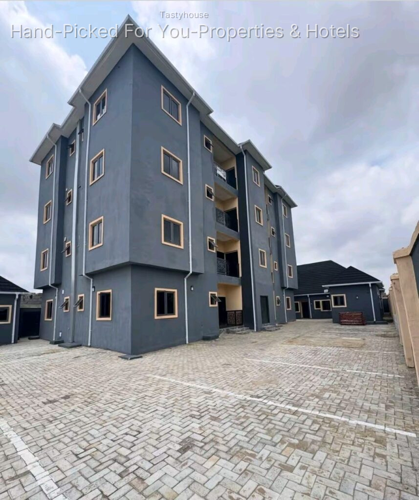 2-BEDROOM APARTMENT