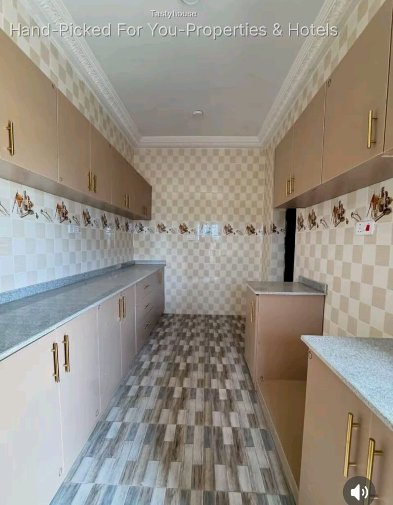 2-BEDROOM APARTMENT